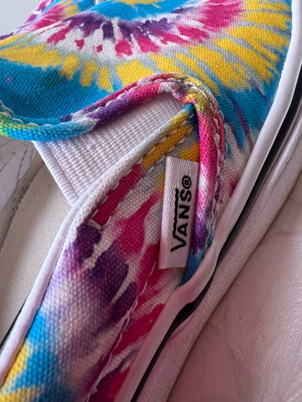 Vans Classic Slip-On Shoes – Tie-Dye Spiral – Women’s 5 / Men’s 3.5 - Picture 7 of 11
